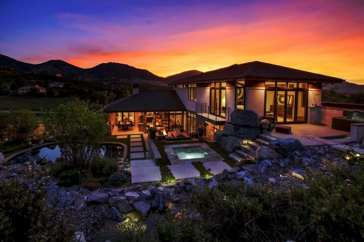 _MG_9080-HDR-3-Edit_72dpi_9X13-DRK