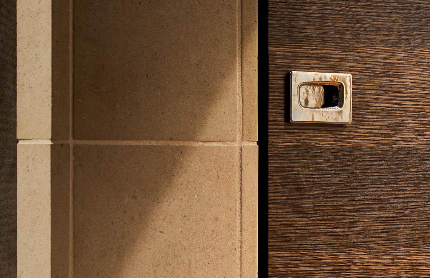 KGA Mandil Yamagata 2 07 01 20 Door Pull Detail Web